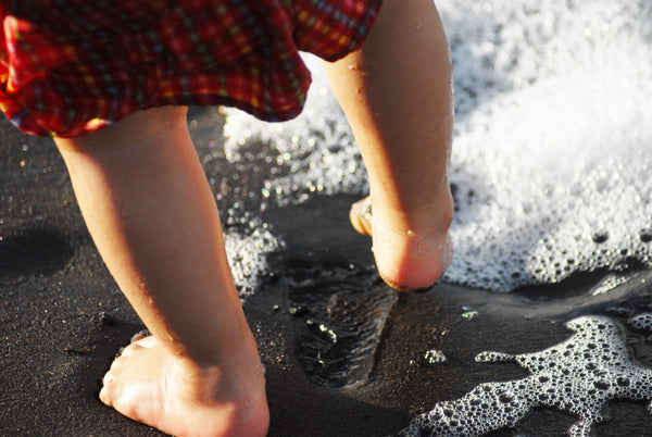 Os surpreendentes benefícios de andar descalço