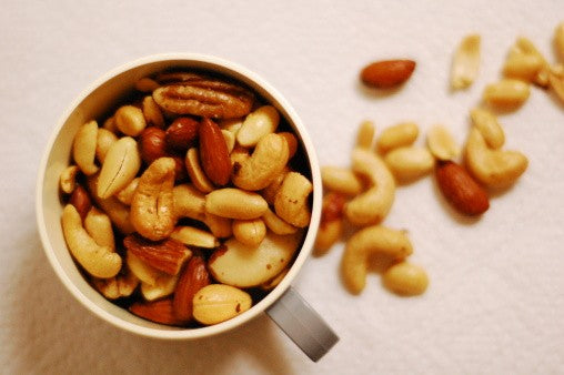 Retarde o envelhecimento comendo uma castanha por dia