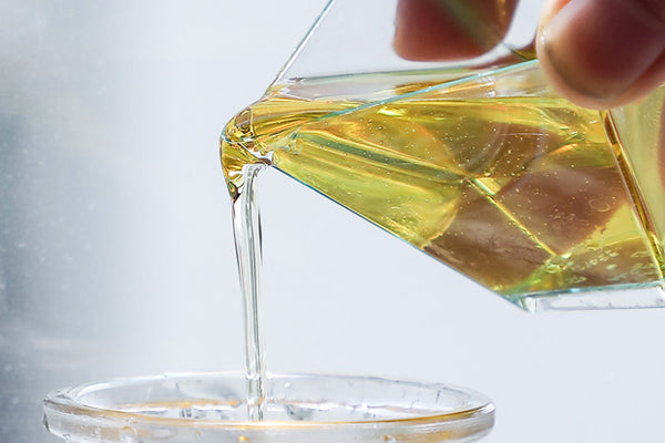 Como escolher um óleo de qualidade? A diferença pode estar na prensagem a frio.