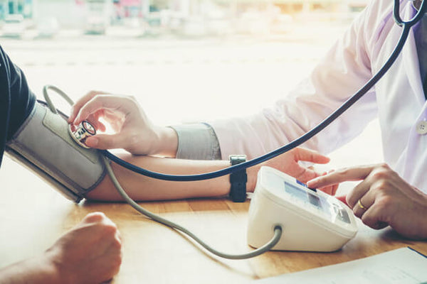Hipertensão arterial é coisa séria: conheça e previna-se